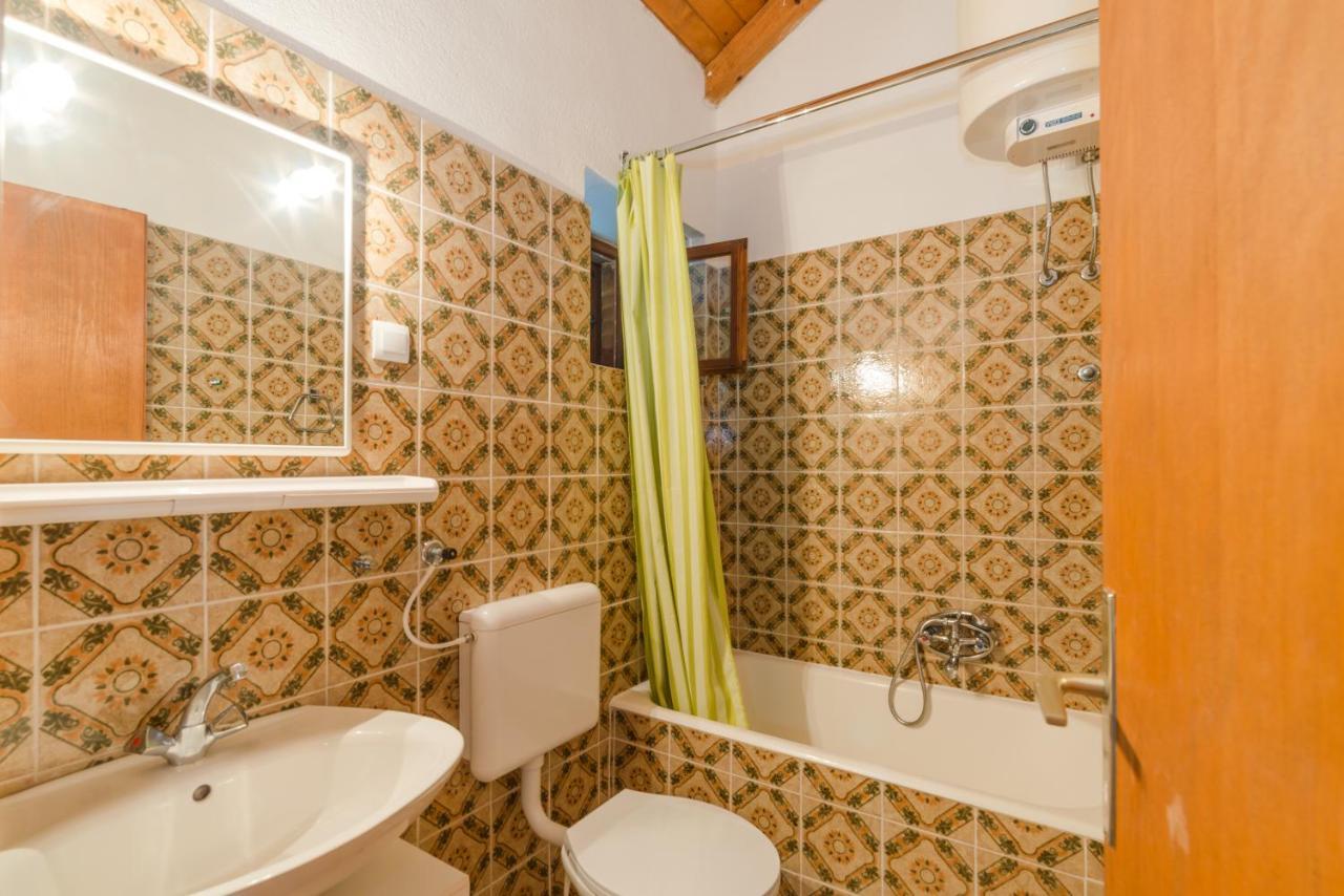 Apartmani Bugenvilija Brbinj Екстер'єр фото